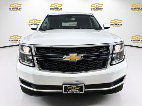 Used 2018 Chevrolet Tahoe LS w/ Enhanced Driver Alert Package RWD image 2