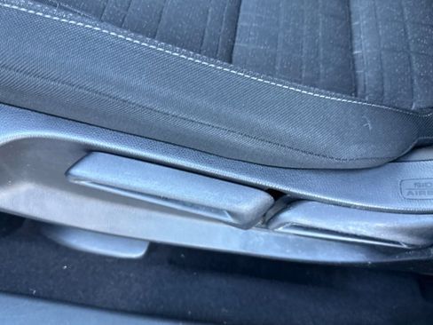 Certified 2023 Honda HR-V LX image 13