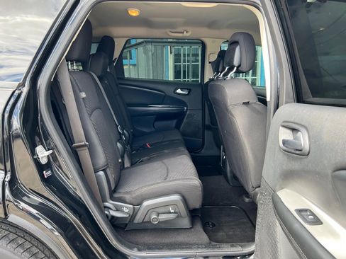 Used 2018 Dodge Journey SE w/ Connectivity Group image 14