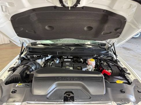 Used 2022 RAM 2500 Limited AWD/4WD image 26