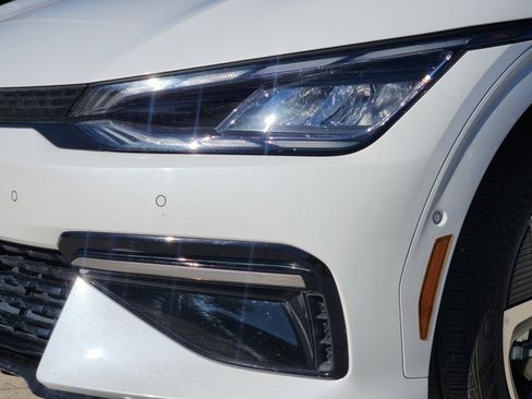 Certified 2024 Kia EV6 GT-Line image 9