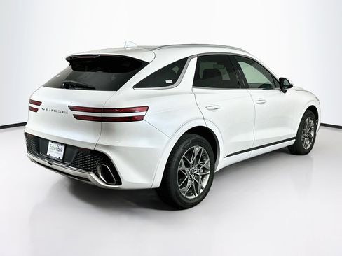 Used 2025 Genesis GV70 2.5T AWD/4WD image 9