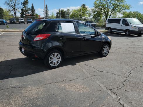Used 2012 MAZDA MAZDA2 Sport FWD image 14