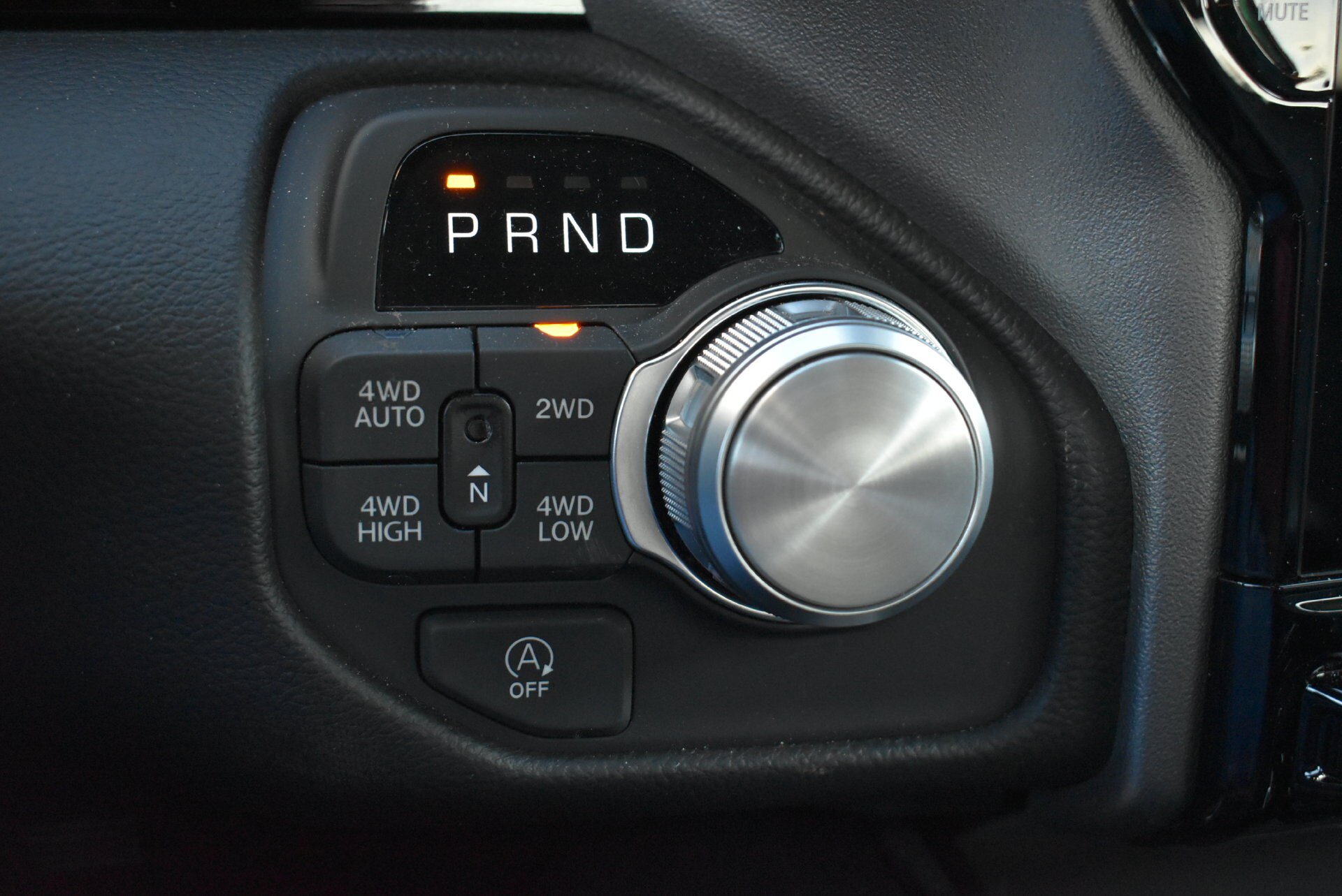 Used 2026 RAM 1500 Laramie AWD/4WD image 28