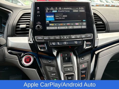 Used 2021 Honda Odyssey Touring image 11