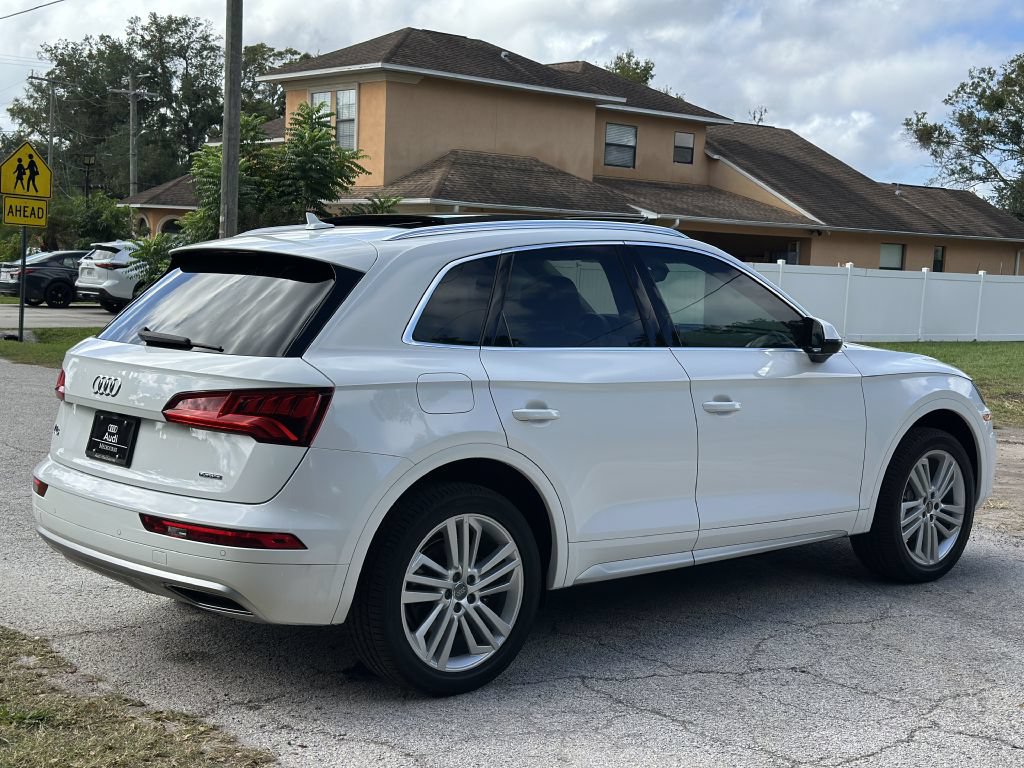 Used 2020 Audi Q5 2.0T Premium Plus w/ Premium Plus Package AWD/4WD image 17