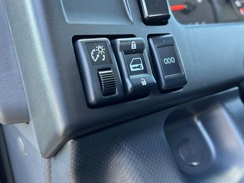 New 2025 Chevrolet Low Cab Forward image 18