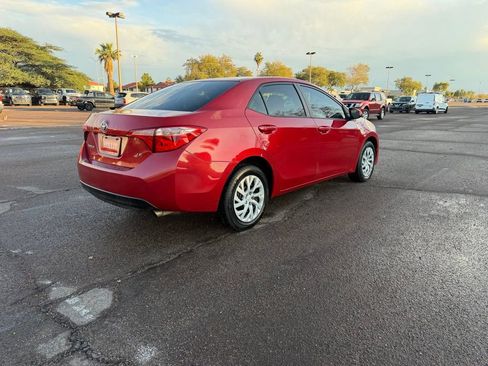 Used 2019 Toyota Corolla LE image 9