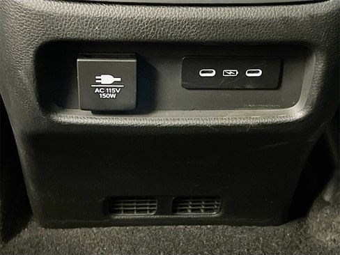 Used 2025 Honda Pilot Elite image 27