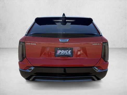 Used 2025 Cadillac Optiq Sport 1 AWD/4WD image 6