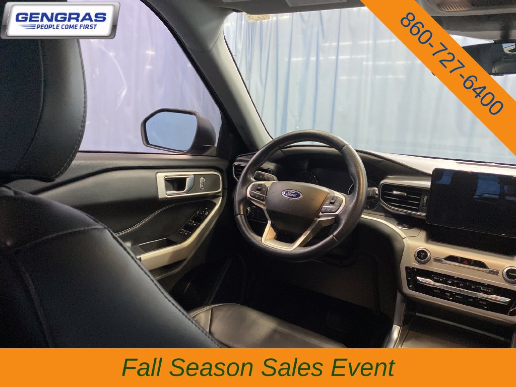 Used 2022 Ford Explorer XLT w/ Equipment Group 202A AWD/4WD image 42