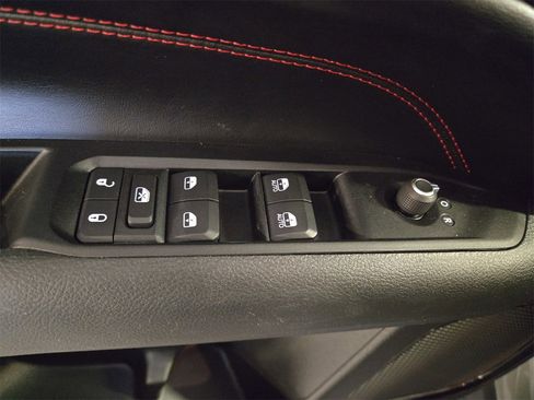 Used 2022 Jeep Compass Trailhawk w/ Trailhawk Convenience Group image 27