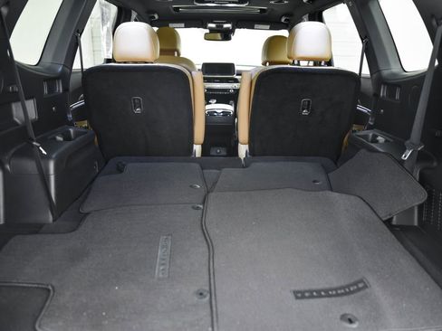 Used 2022 Kia Telluride SX w/ Towing Package image 11