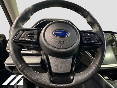 Used 2025 Subaru Outback Onyx Edition AWD/4WD image 11