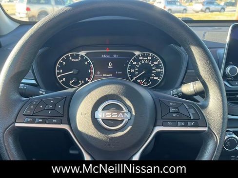 Used 2024 Nissan Altima 2.5 SV image 24