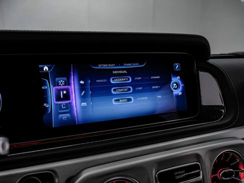 Used 2025 Mercedes-Benz G 63 AMG 4MATIC image 78
