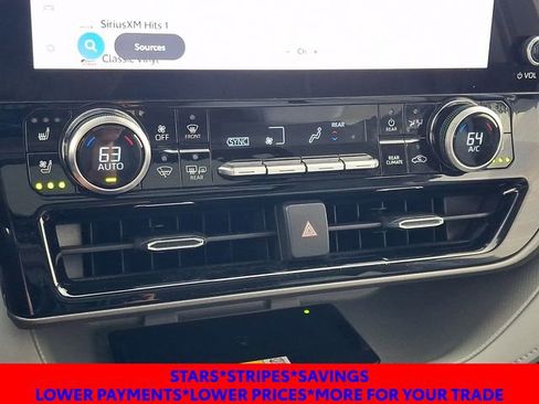 Used 2023 Toyota Highlander Limited FWD image 20