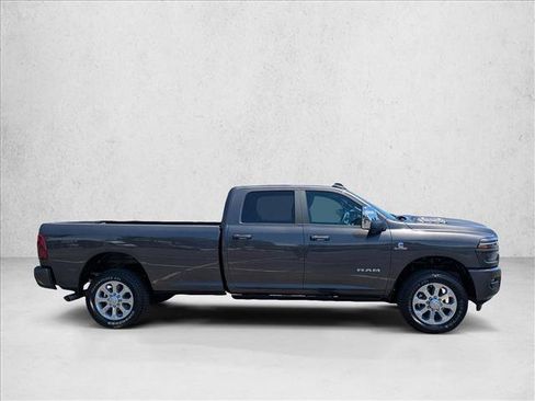 Used 2026 RAM 3500 Laramie AWD/4WD image 4