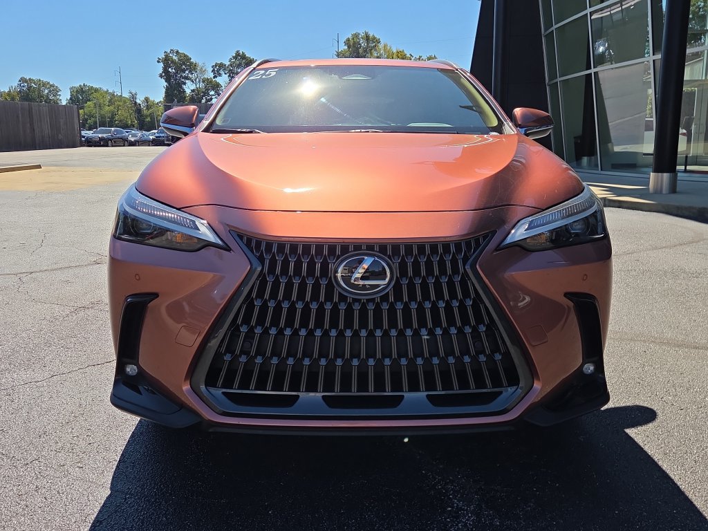 Used 2025 Lexus NX 250 FWD w/ Accessory Package (Z1) image 8