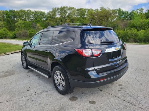 Used 2015 Chevrolet Traverse LT w/ LPO, 'HIT The Road' Package AWD/4WD image 9