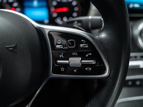 Used 2022 Mercedes-Benz GLC 300 image 19