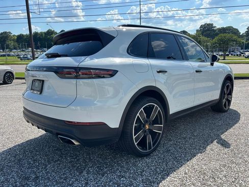 Used 2019 Porsche Cayenne AWD/4WD image 6