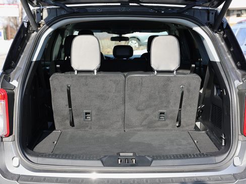 Certified 2023 Ford Explorer XLT w/ Equipment Group 202A image 14