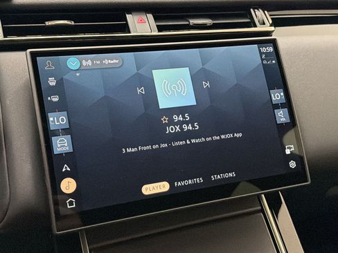 Certified 2026 Land Rover Range Rover Velar S AWD/4WD image 19