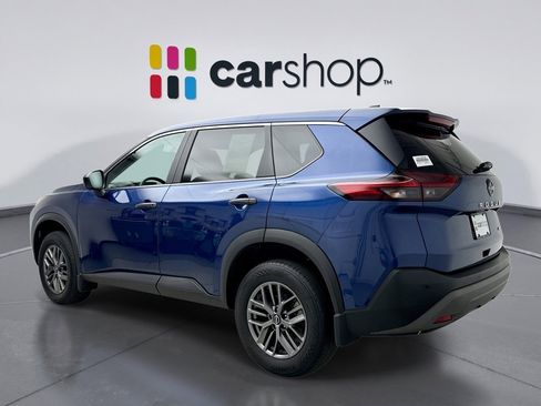 Used 2023 Nissan Rogue S image 3