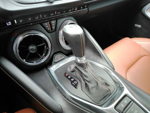 Used 2017 Chevrolet Camaro SS image 33