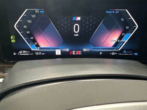 Used 2025 BMW X5 xDrive50e w/ M Sport Package image 22