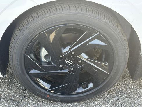 New 2026 Hyundai Elantra Sport FWD image 10