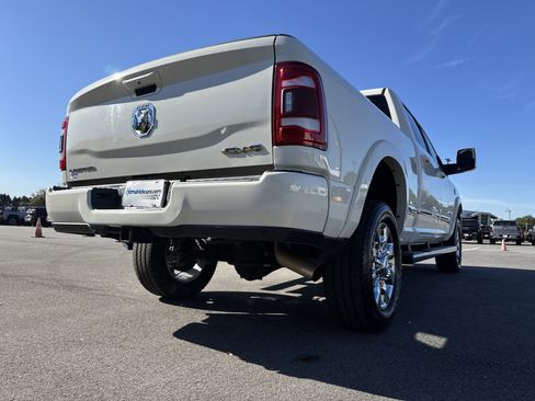 Used 2023 RAM 2500 Limited image 10