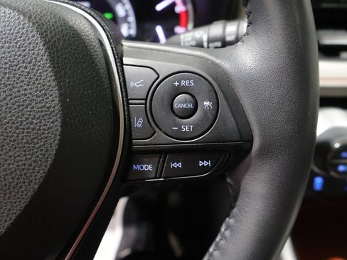Used 2020 Toyota RAV4 Adventure w/ Convenience Package AWD/4WD image 39