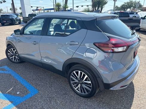Certified 2023 Nissan Kicks SV FWD image 5