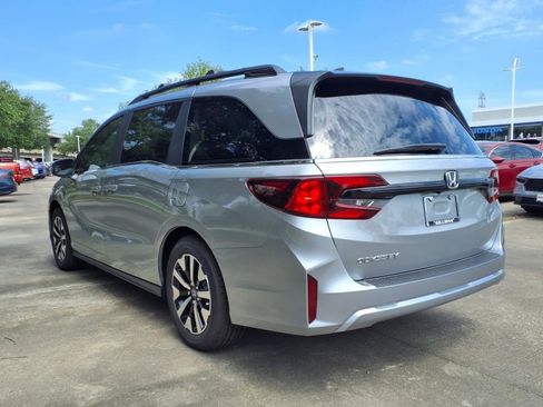 New 2026 Honda Odyssey EX-L image 2