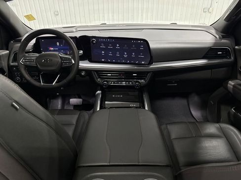 Used 2025 Chevrolet Tahoe RST w/ Comfort Package image 21