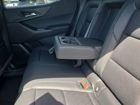 New 2026 Chevrolet Equinox LT w/ Convenience Package II FWD image 10