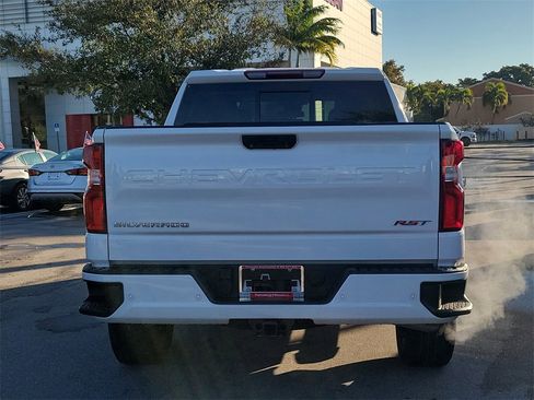 Used 2023 Chevrolet Silverado 1500 RST w/ Convenience Package II image 5