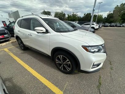 Used 2017 Nissan Rogue SL w/ SL Premium Package