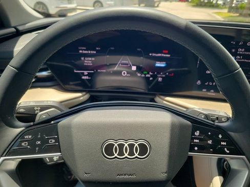 Certified 2025 Audi Q5 Premium w/ Convenience Package AWD/4WD image 19
