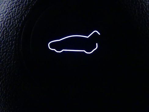 Used 2023 Tesla Model Y AWD image 26