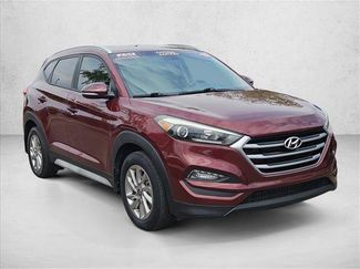 Used 2017 Hyundai Tucson SE Plus FWD video 3