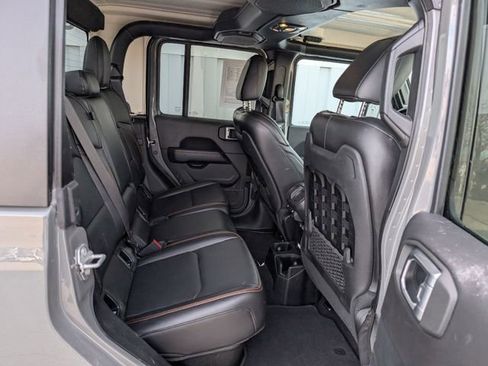 Used 2021 Jeep Gladiator Mojave image 20