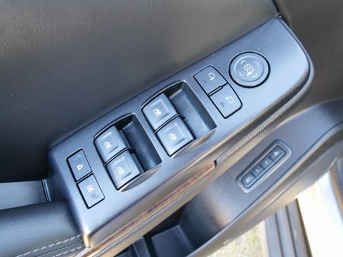 Used 2016 Chevrolet Tahoe LT image 21