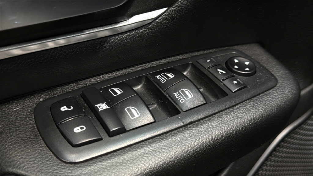 Used 2019 RAM 1500 Big Horn AWD/4WD image 19