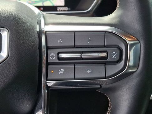 Used 2025 GMC Canyon Denali AWD/4WD image 20