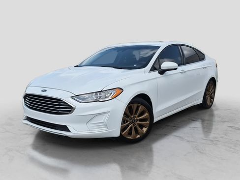 Used 2020 Ford Fusion SE AWD/4WD image 1