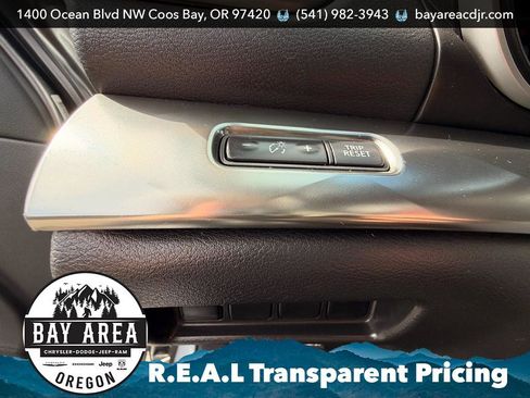 Used 2021 Nissan Maxima 3.5 SV w/ Floor Mat Group FWD image 18