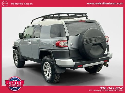 Used 2014 Toyota FJ Cruiser 4WD image 4